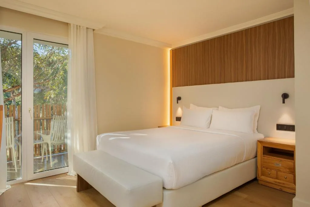 Comfort Double Room - 1 or 2 Beds — Hotel Cap Roig & Spa by Brava Hoteles