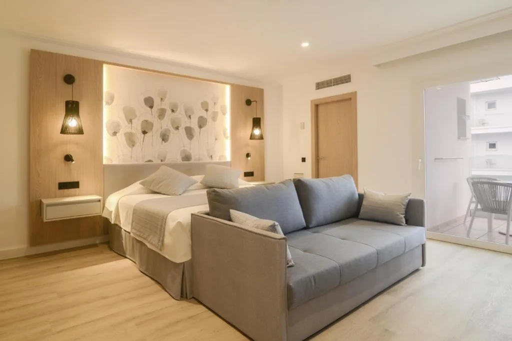 Habitación Superior con balcón — Hotel Capricho