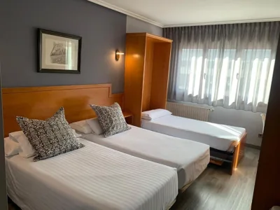 Hotel Carbayon — Foto 7