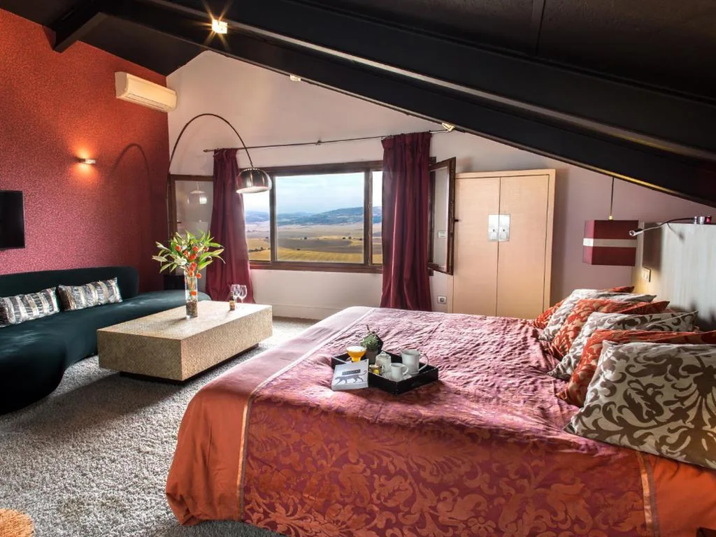 Suite Superior — Hotel Cardamomo Sigüenza