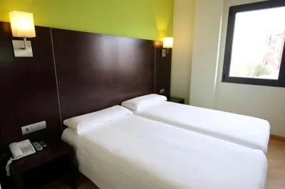 Hotel Cardeña by gaiarooms — Foto 9