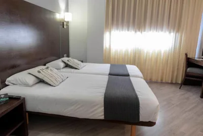 Hotel Cardeña by gaiarooms — Foto 10