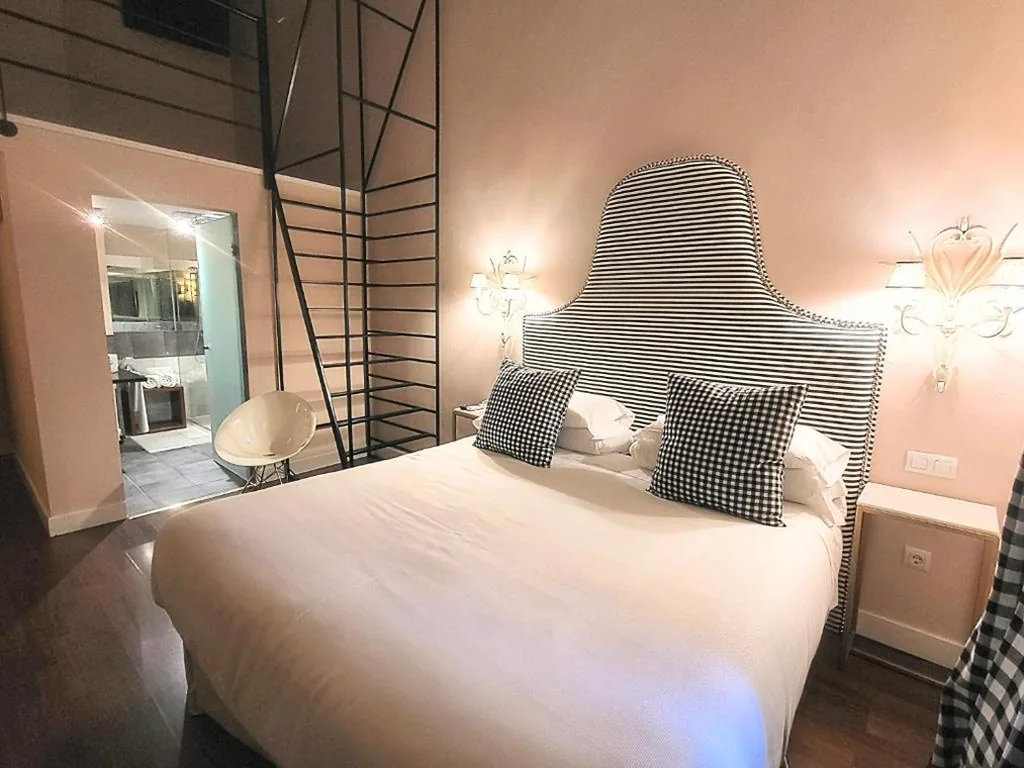 Dreibettzimmer — Hotel Carmen Boutique