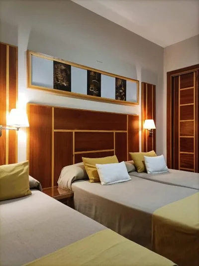Hotel Carmen — Foto 2