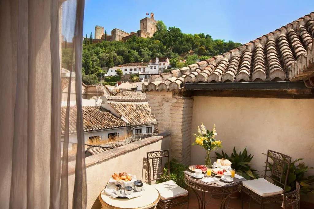 Chambre Deluxe Premium avec terrasse et vue sur l’Alhambra — Hotel Casa 1800 Granada