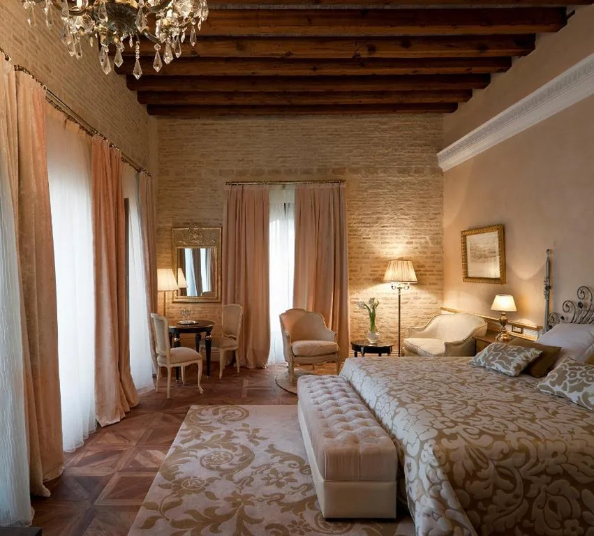 Suite 1800 con terraza y Jacuzzi® — Hotel Casa 1800 Sevilla