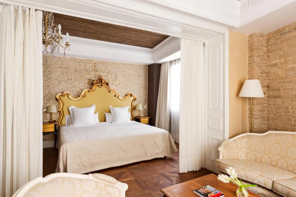 Suite Junior con Jacuzzi® — Hotel Casa 1800 Sevilla