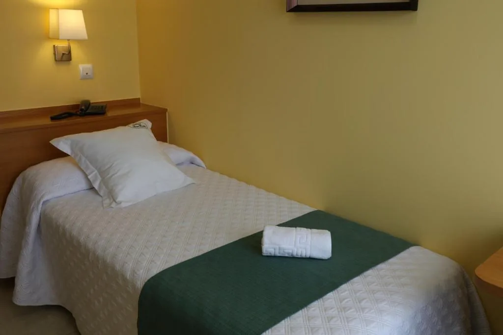 Camera singola Standard con doccia — Hotel Casa Benilde