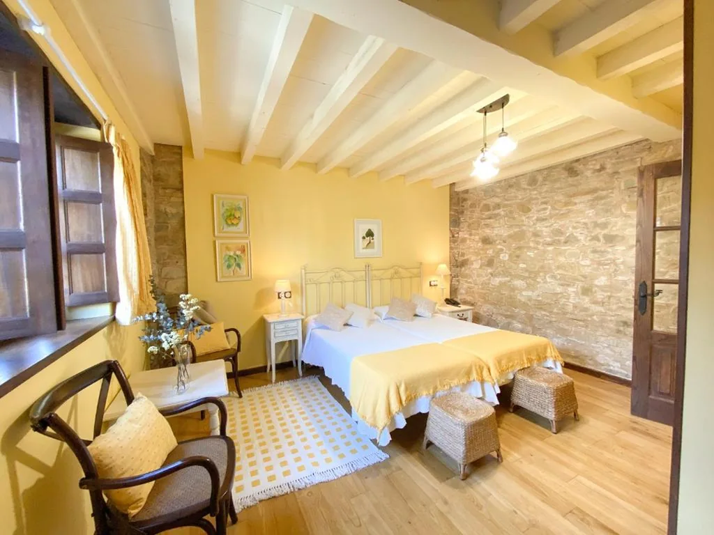 Economy-Zweibettzimmer — Hotel Casa Cachón