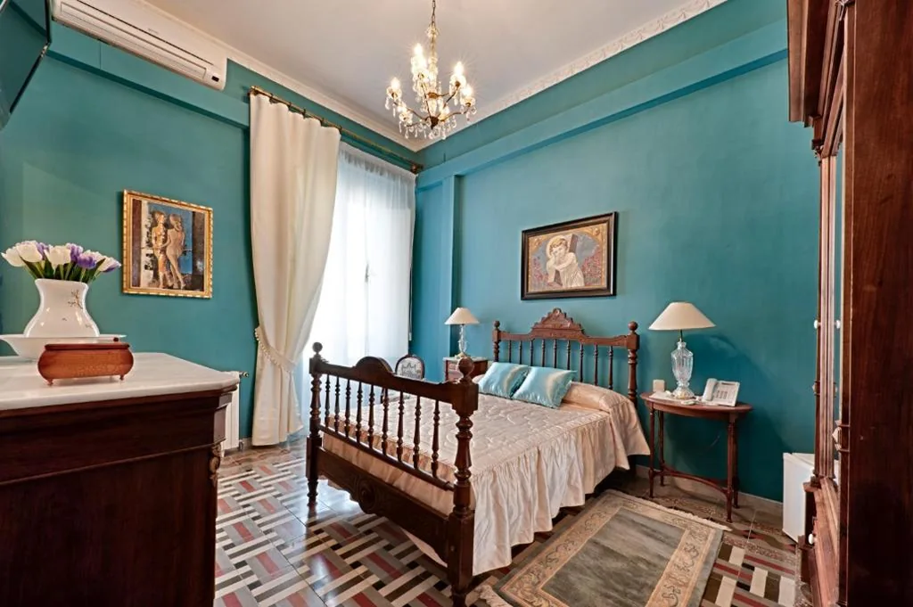 Chambre familiale avec baignoire — Hotel Casa Ceremines