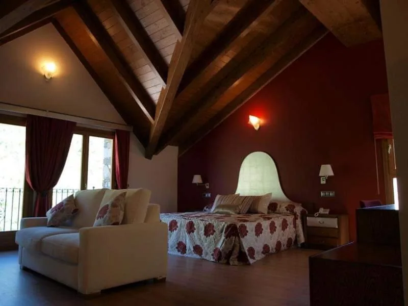 Suite Junior con balcón — Hotel Casa Chuldian