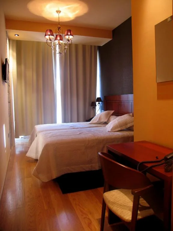 Quarto Duplo - 2 camas — Hotel Casa de Caldelas