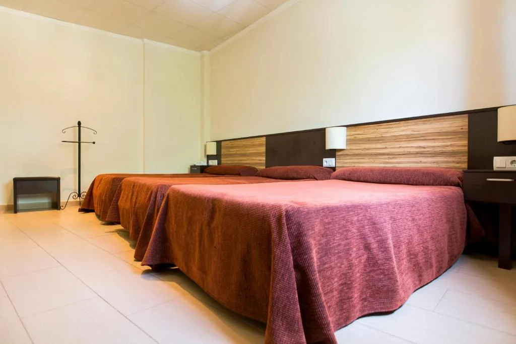 Dreibettzimmer — Hotel Casa Lorenzo