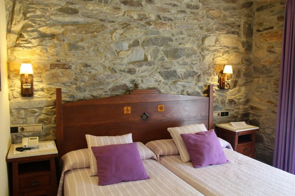 Habitación Doble - 2 camas — Hotel Casa Prendes