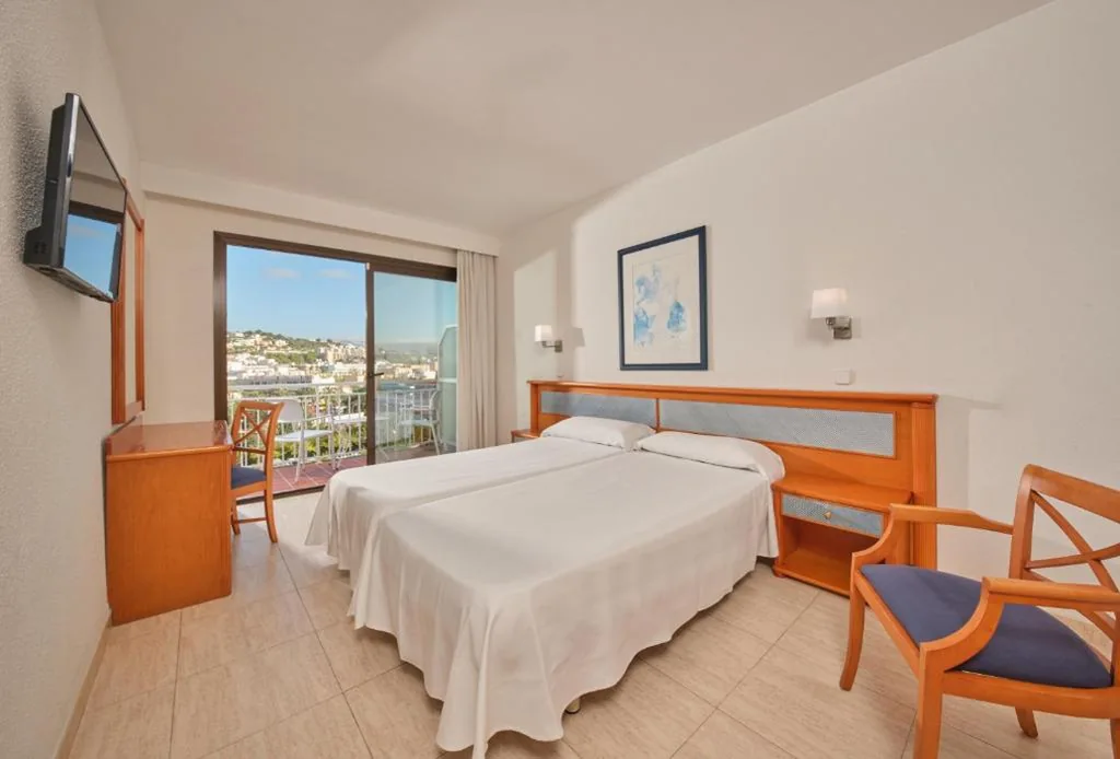 Camera doppia con vista parziale sul mare - 1 o 2 letti — Hotel Casablanca
