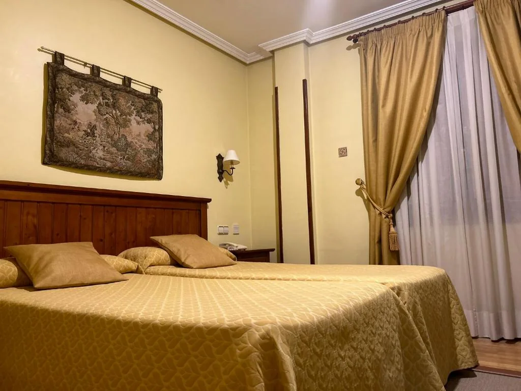 Zweibettzimmer — Hotel Casona de la Reyna