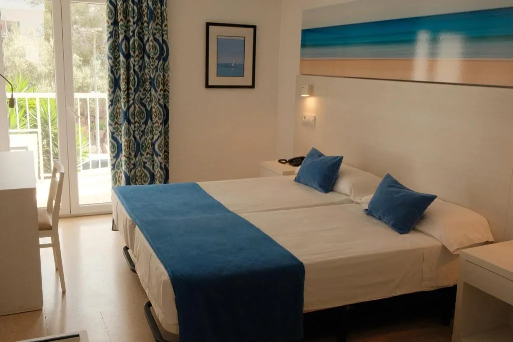 Tweepersoonskamer — Hotel Cassandra