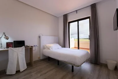 Hotel Castilla Torrijos — foto 10