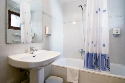 Hotel Castillo d'Acher — 写真 8
