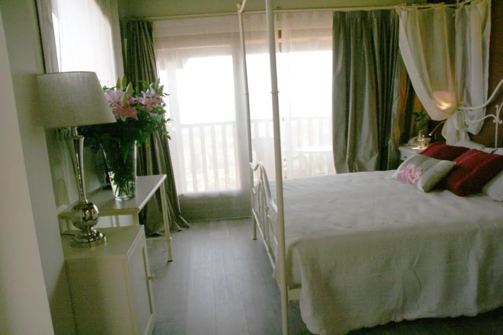 Habitación Doble Superior con terraza y vistas al castillo — Hotel Castillo de Alquézar