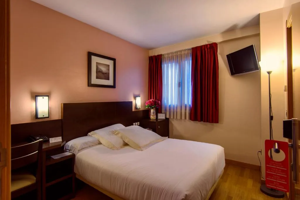 Einzelzimmer — Hotel Castro Real