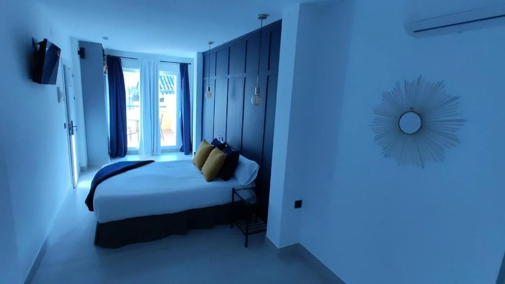 Tweepersoonskamer met terras — Hotel Cedran