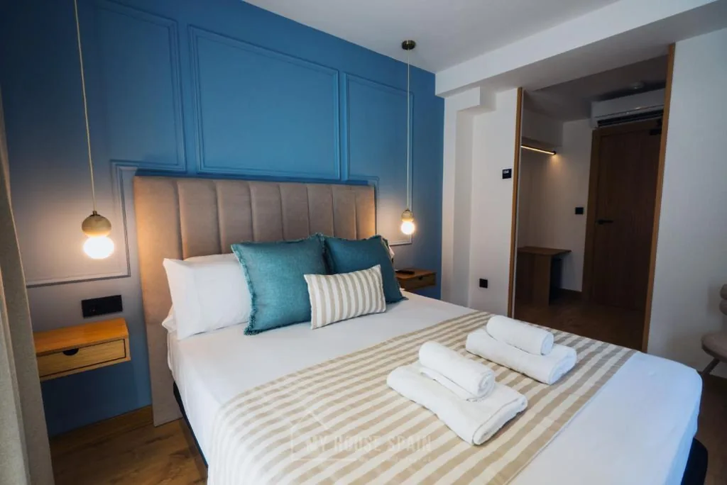 Hotel Central by MyHouseSpain