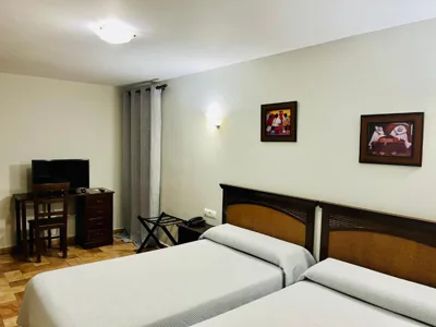 Hotel Cervantes — Foto 2