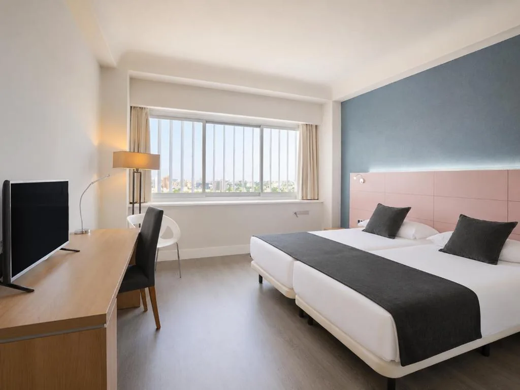 Tweepersoonskamer met 1 of 2 bedden — Hotel Chamartin The One