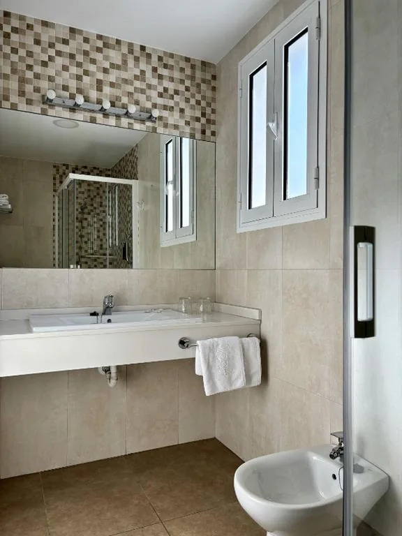 Quarto Triplo (3 adultos) — Hotel Chipiona