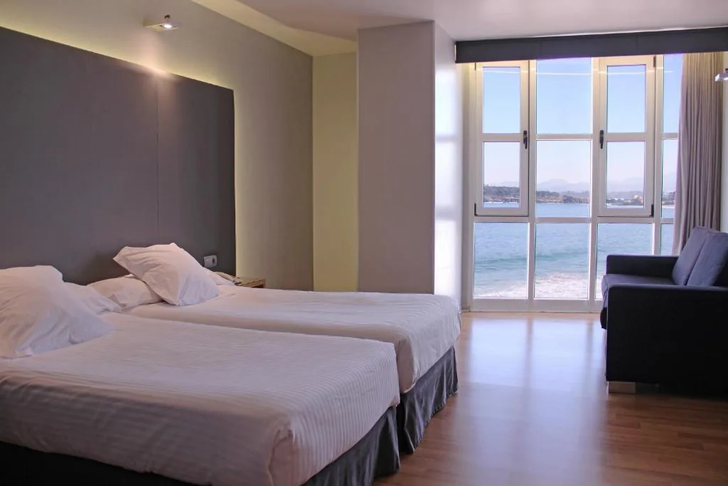Habitación Superior con vistas al mar — Hotel Chiqui