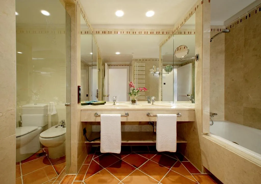 Chambre familiale (2 adultes et 2 enfants) — Hotel Cigarral el Bosque