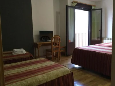 Hotel Cinco Castaños — foto 9