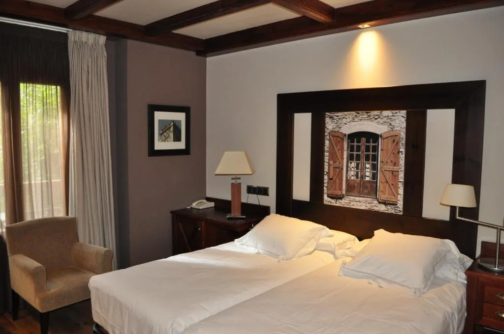 Double Room - 1 or 2 Beds — Hotel Ciria