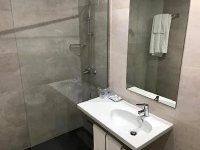 Hotel Ciudad de Fuenlabrada — 写真 5