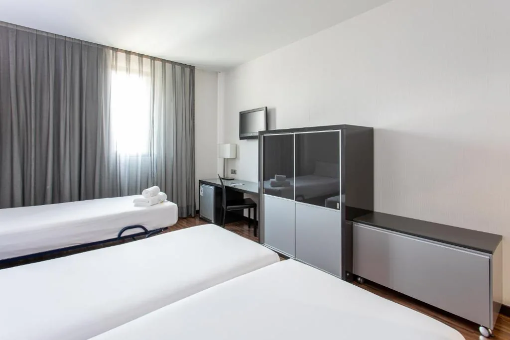 Habitación Triple — Hotel Ciudad de Móstoles