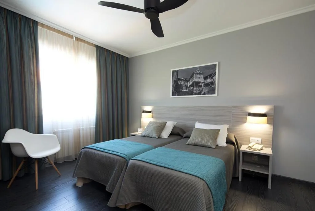 Habitación Doble Superior - 2 camas — Hotel Combarro