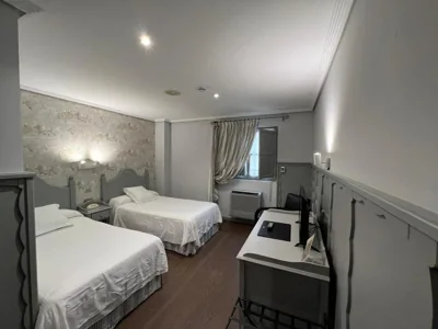 Hotel Comillas — 写真 2