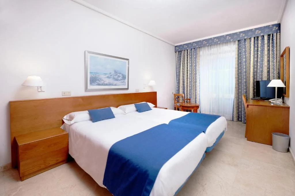 Camera Doppia con letti singoli - uso singola (1 adulto) — Hotel Concorde