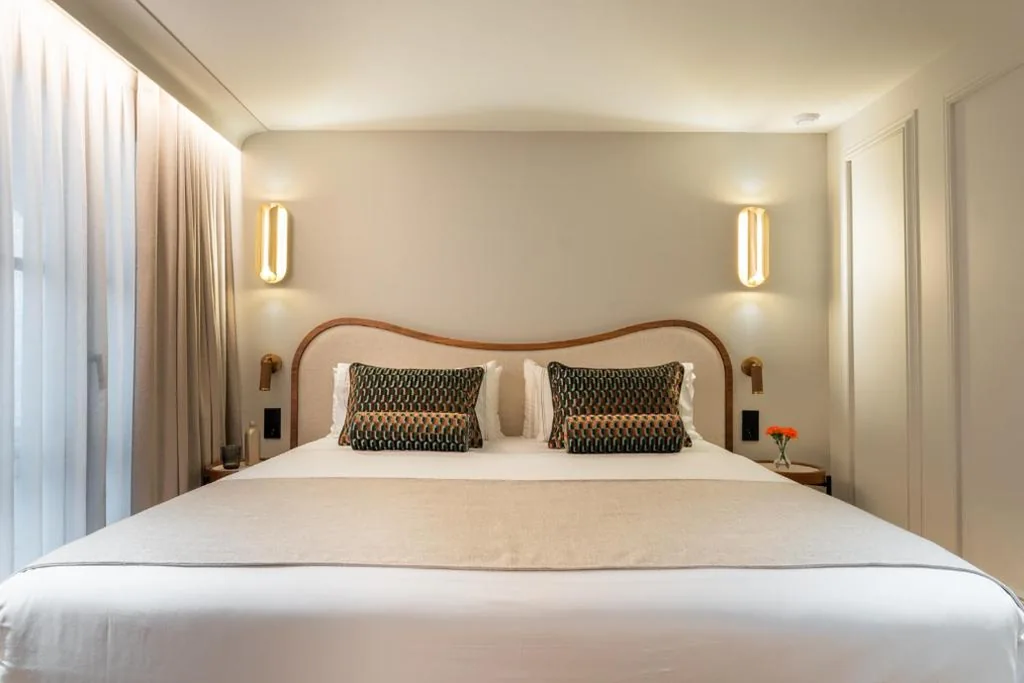 Superior Double Room — Hotel Condal