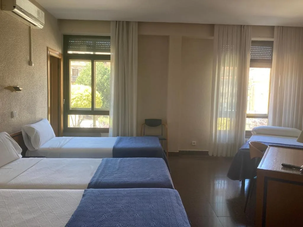 ファミリールーム — Hotel Condal