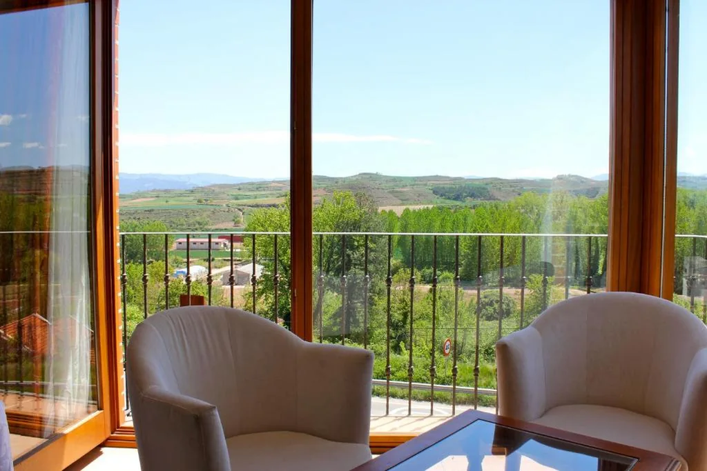 Habitación Doble con vistas panorámicas — Hotel Conde De Badaran
