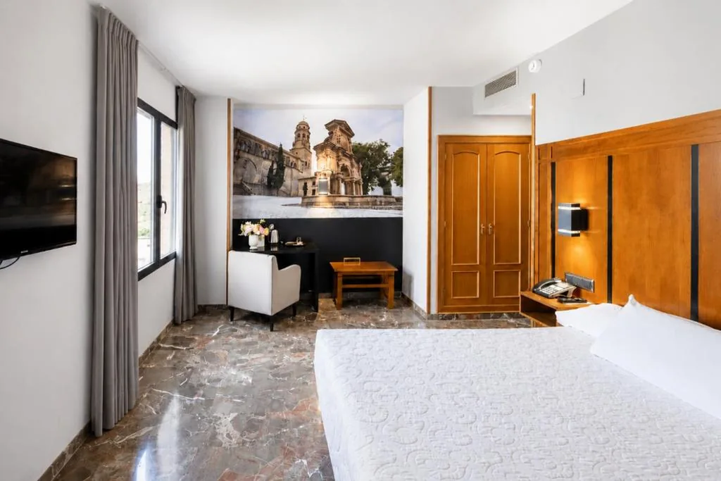 Chambre Simple — Hotel Condestable Iranzo