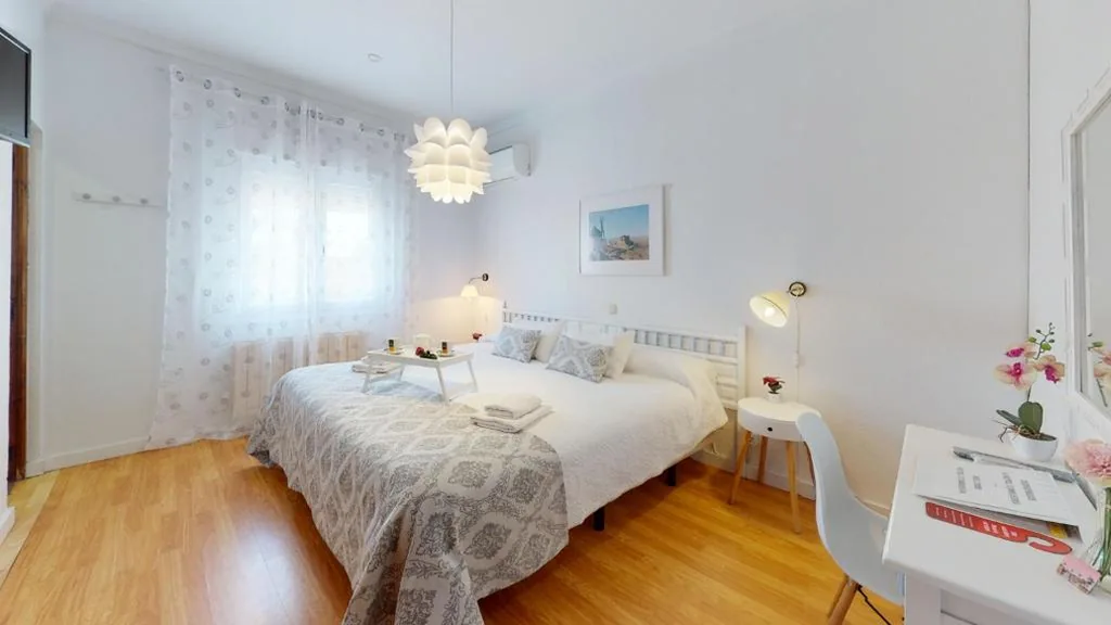 Camera con letto king size — Hotel Consuegra