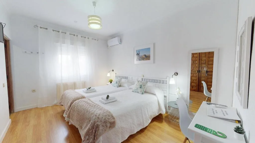 Camera doppia con letti singoli — Hotel Consuegra