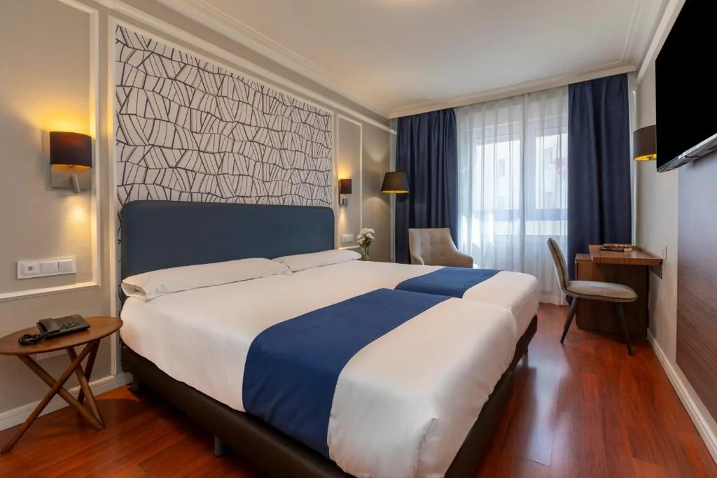 Camera doppia Comfort — Hotel Corona de Castilla Burgos