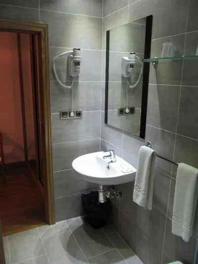 Hotel Corona de Castilla — Foto 11