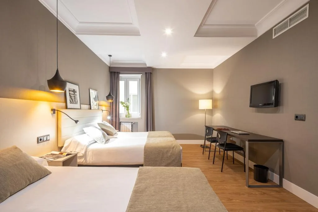 Double Room with Extra Bed — Hotel Cortezo