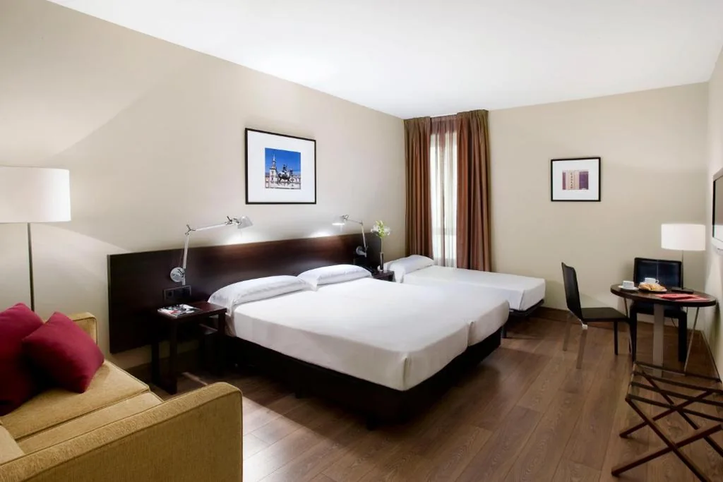 Family Room (2 adults and 2 children) — Hotel Cortezo