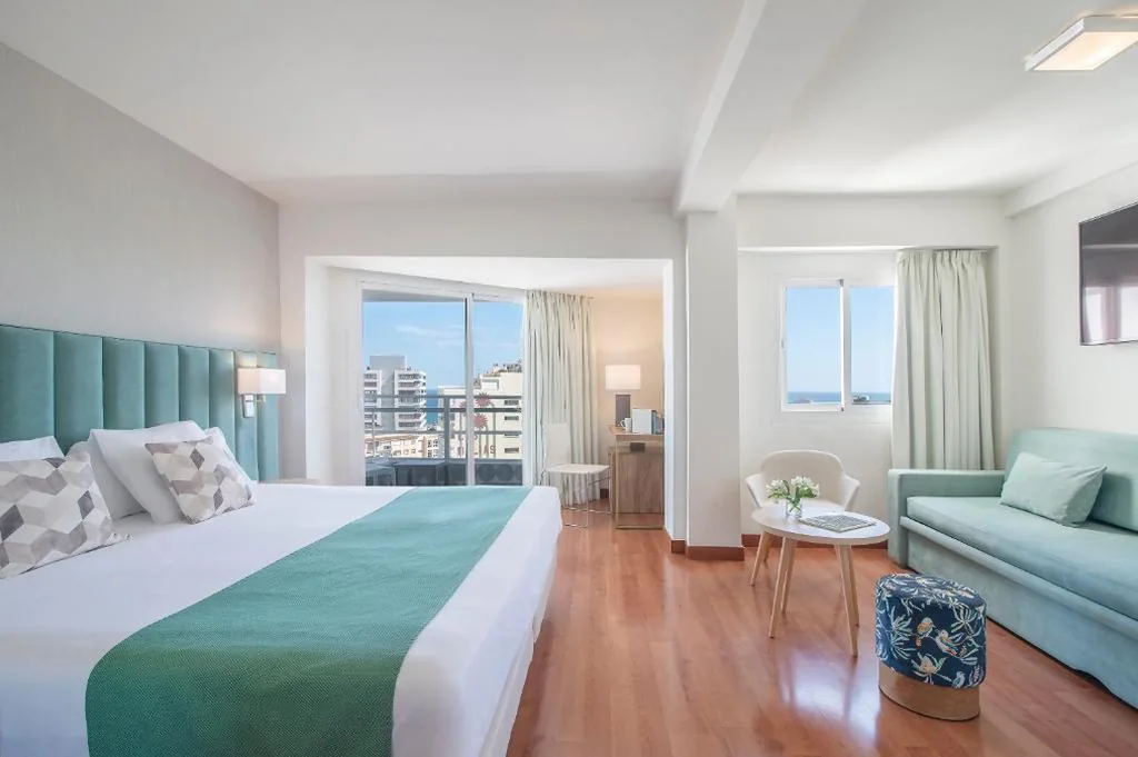 Suite Junior — Hotel Costa Málaga - Adults Recommended - by Pierre & Vacances